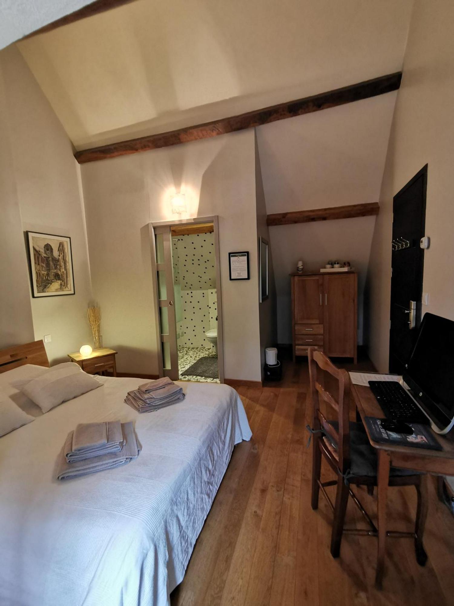 Bed and Breakfast Le Petit Moulin Faverelles Pokoj fotografie